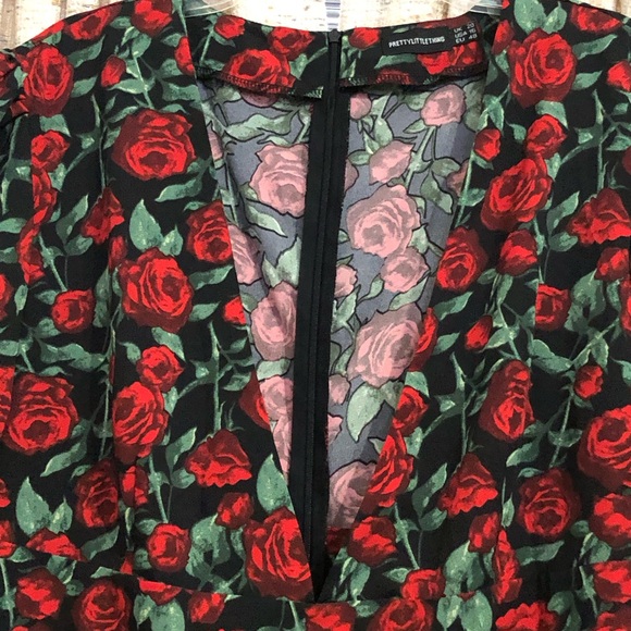 PrettyLittleThing Floral Plunging Neckline Long Sleeve Dress - 16 - Picture 2 of 8